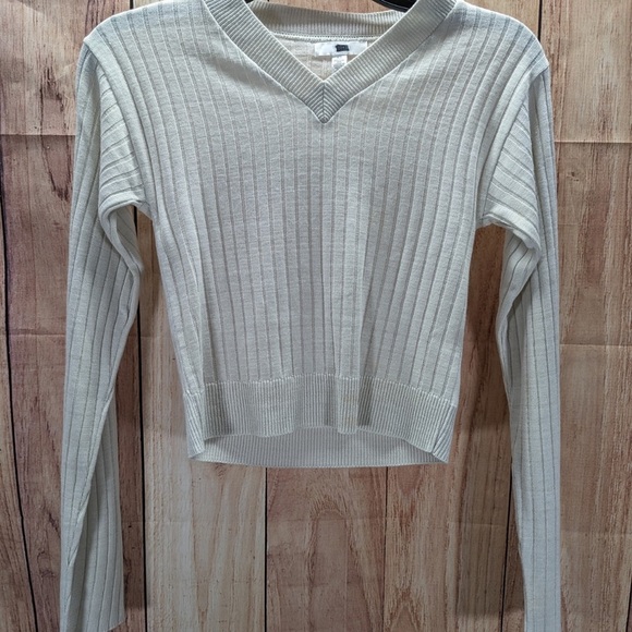 BP Reagan V Neck Sweater in Ivory NWOT size XS - Picture 6 of 9